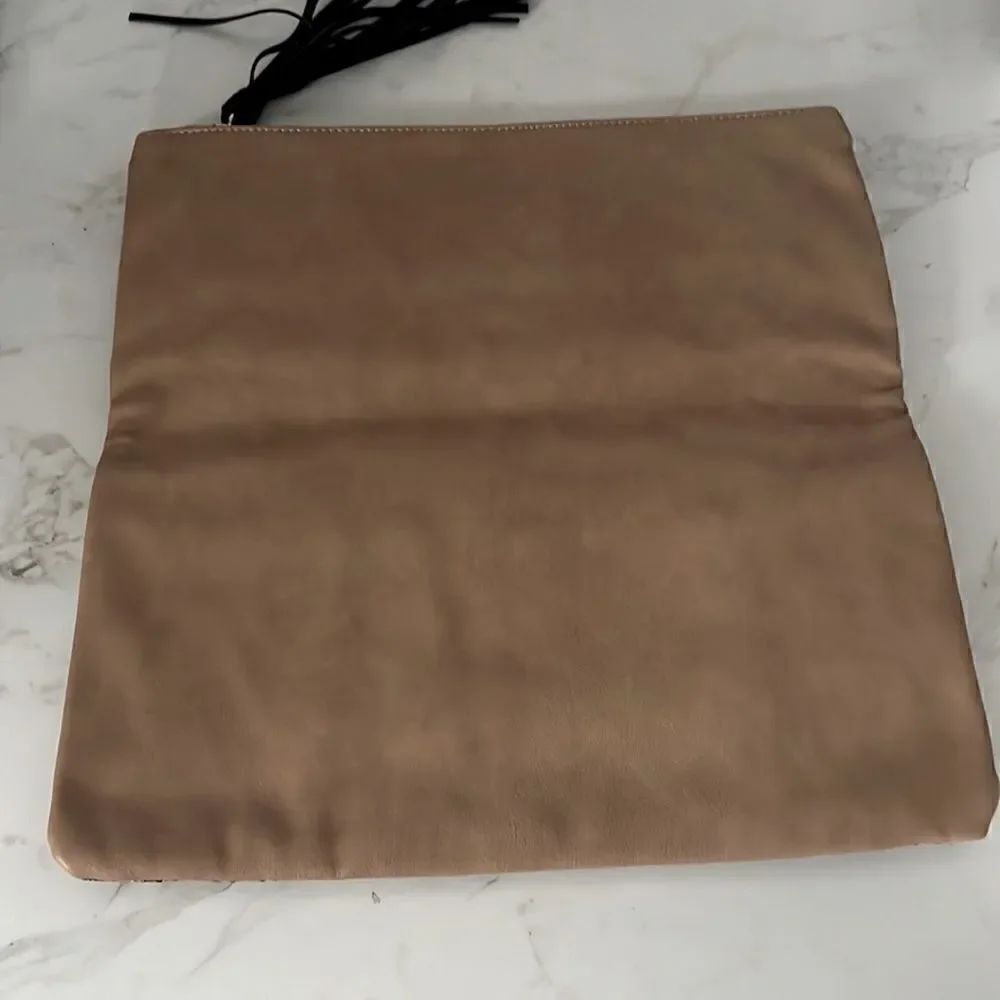 BCBGeneration Clutch EUC